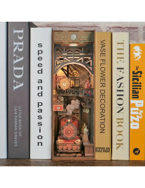 Βιβλιοστάτης Παζλ 3D Ξύλινο Book Nook The Steam Age